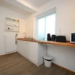 Jaderooms Lejlighed